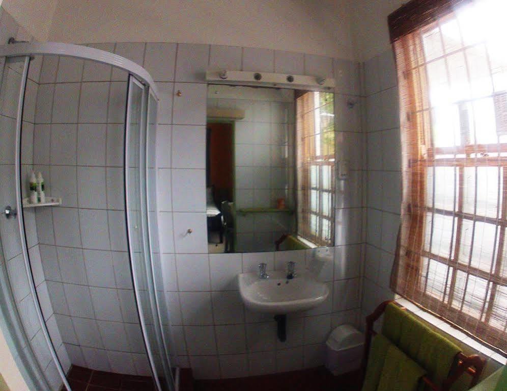 House On The Hill Hostel Kaapstad Buitenkant foto